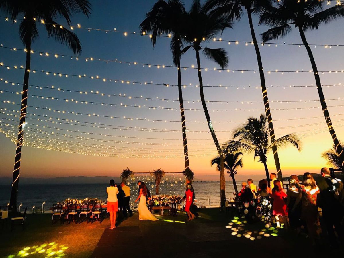 пляжная свадьба закат роскошная вилла