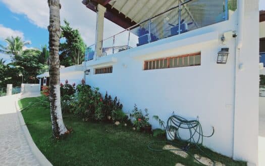8-BR ocean view villa sitting on a hill