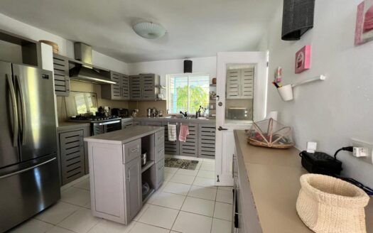 Charming 3-BR Colonial-Style Home Steps from the Beach