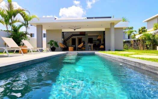 New modern 3-BR villas near everything