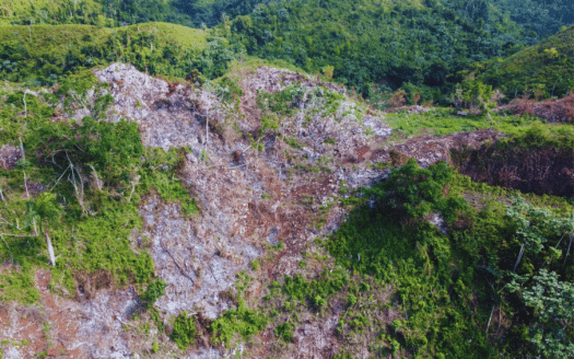Great ocean view lot in authentic self-sufficient community