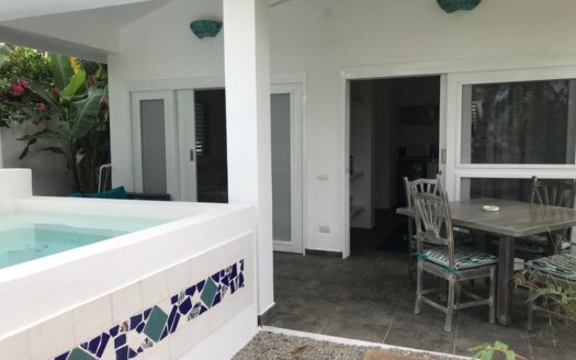 4 outstanding bungalows near the town
