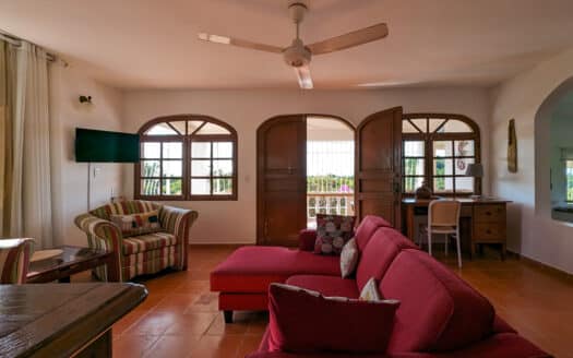 Ocean View Villa with Pool and Studio