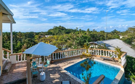 Ocean View Villa with Pool and Studio