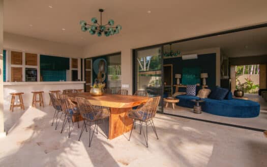 Extraordinary villa with a modern Caribbean style