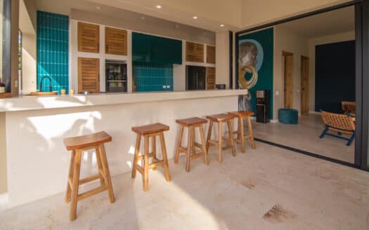 Extraordinary villa with a modern Caribbean style