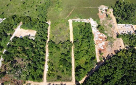 Affordable lot steps to Punta Popy beach