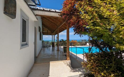 Hilltop villa with amazing view