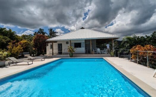 Hilltop villa with amazing view