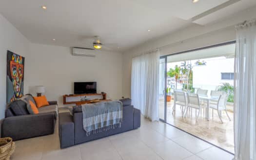 Penthouse in town and close to the beach