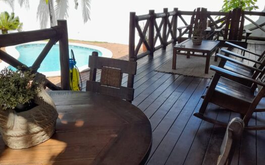 3-BR Caribbean villa steps from the beach