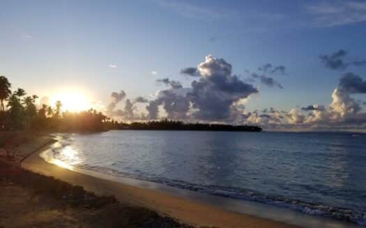 Affordable lot steps to Punta Popy beach