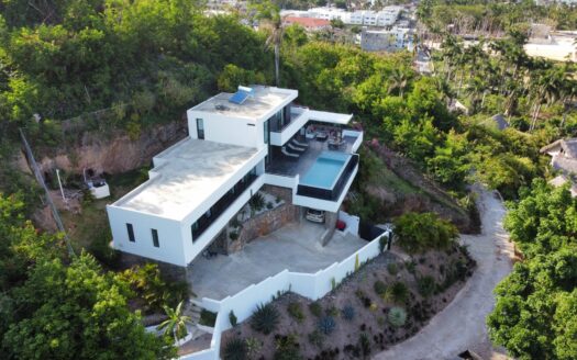 Stunning modern villa with breathtaking views in Las Terrenas center