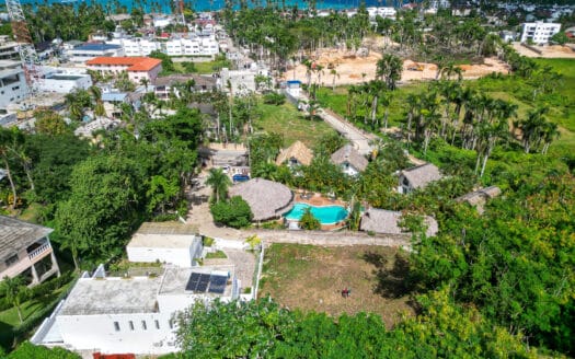 Hill lot near beach and town