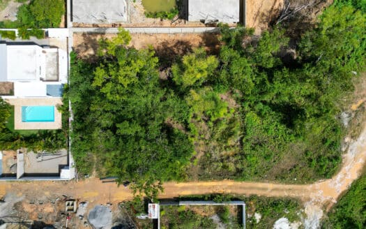 Land opportunity to build your dream home or investment venture