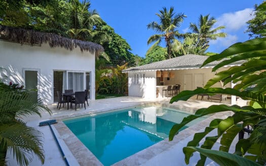 2-BR villa plus bungalow near Bonita