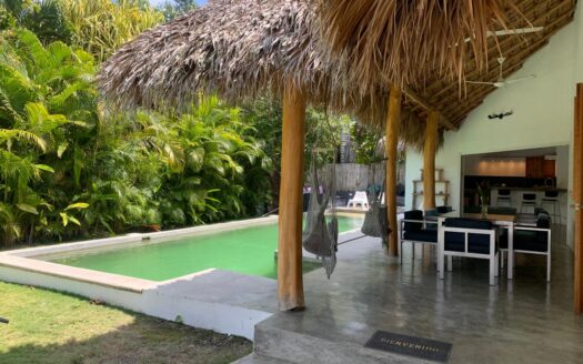 5-BR Caribbean villa in beachfront community