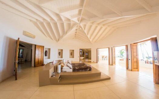 Spectacular beachfront villa in Las Terrenas
