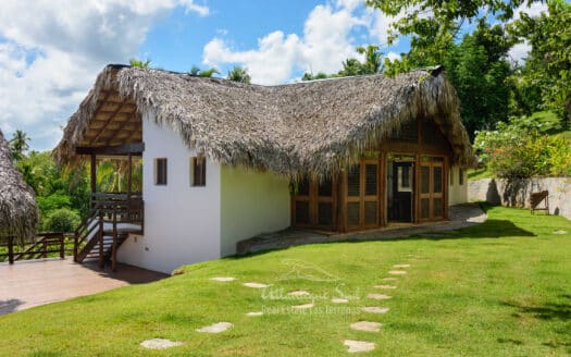 Villa for nature lovers with ocean view