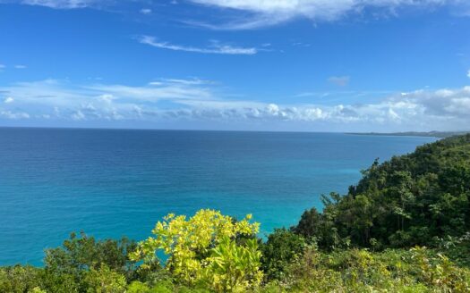 One-of-a-kind land for project with villas hanging above the ocean