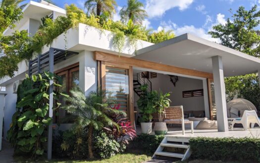 Charming villa in a small community and close to the beach