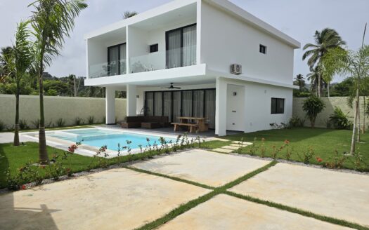 3BR pre-sale villas in quiet neighborhood