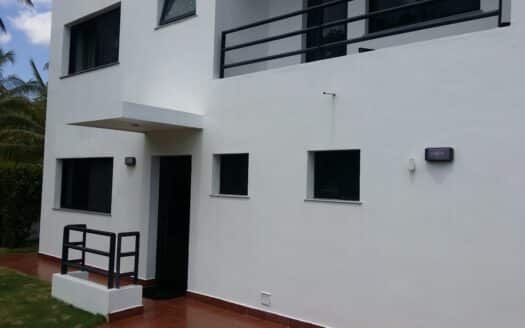 Spacious 4-BR Villa in Las Ballenas