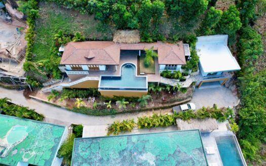 Stunning 3-BR villa with panoramic views and investment potential