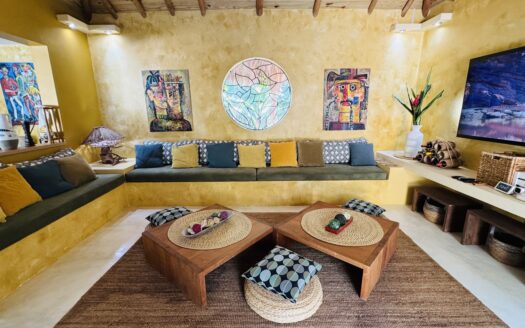 Hidden 3-BR gem in the city center
