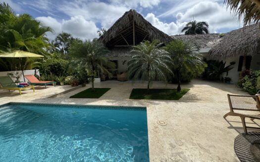 Hidden 3-BR gem in the city center
