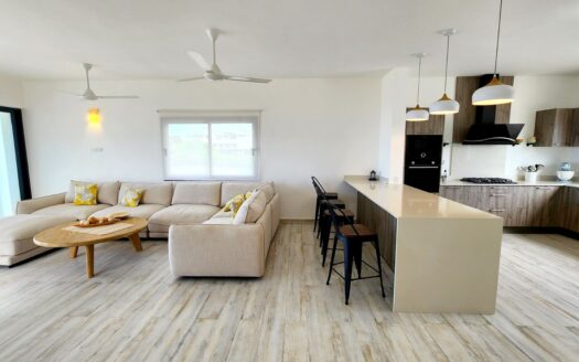 Oceanview 4BR villas in a central residence above the town