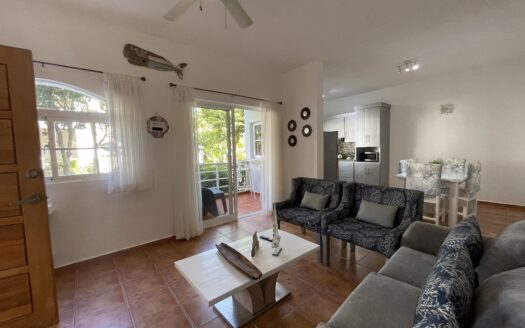 2-BR Condo Just Steps from Las Ballenas Beach