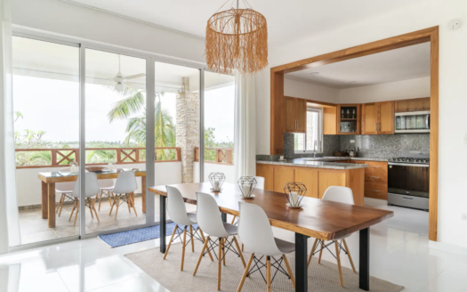 Luxury 4-BR penthouse in Coson Hills