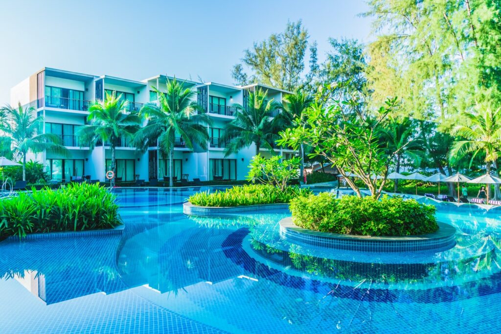 Foreign buyer meeting with a real estate agent in the Dominican Republic
