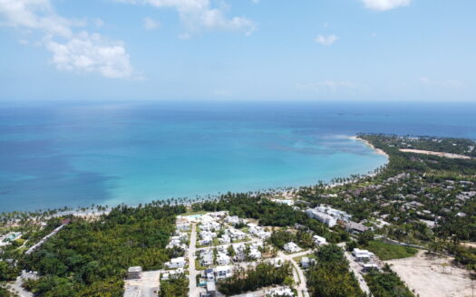 Elegant 3BR Penthouse with Panoramic Mountain Views