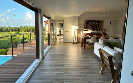 Luxurious Ocean-View Villa in Gated Community