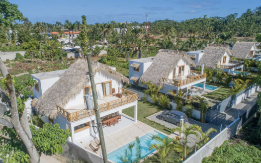 Beautiful 5-Bedroom Villa Near Bonita Beach
