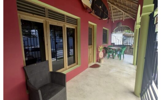 Brand-new tropical 2-BR Casita